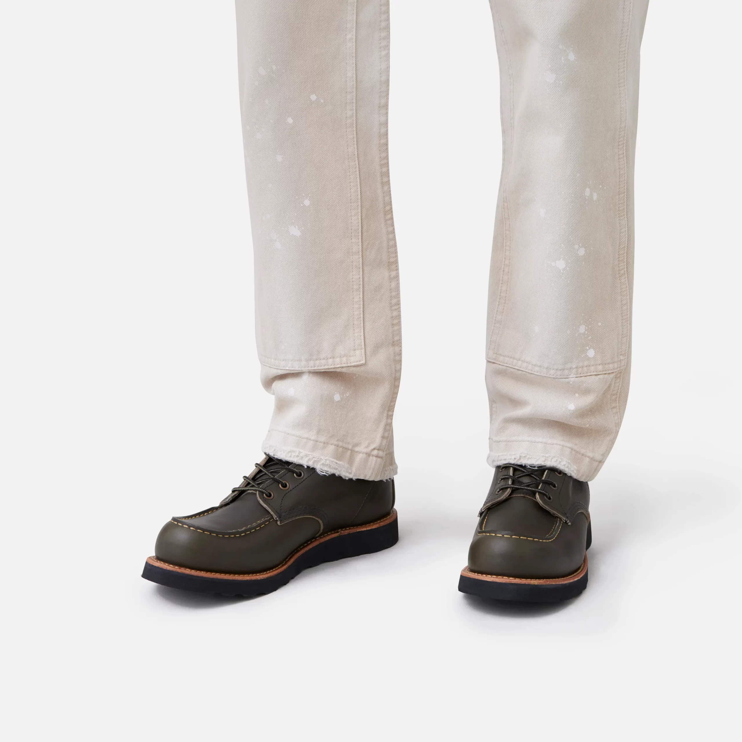 Classic Moc® Men's 6-inch boot in Alpine Portage Leather - Image 2